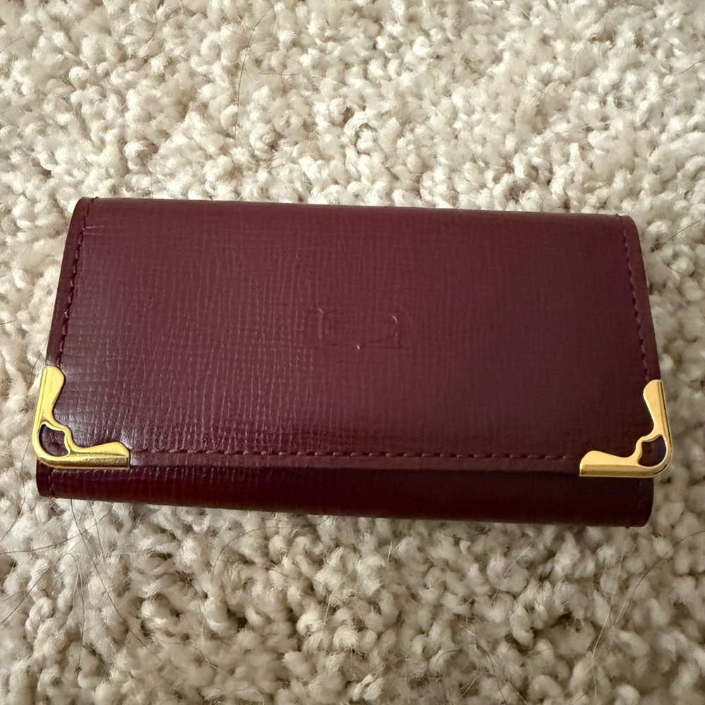 ✨Authentic✨ Cartier Burgundy Leather 4-key Holder Wallet with Gold Accents